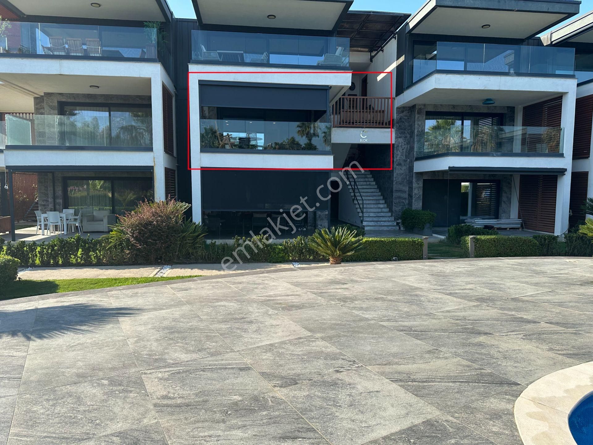 Turgutreis Ada Residence'da Denize Sıfır Eşyalı 2+1 Daire!