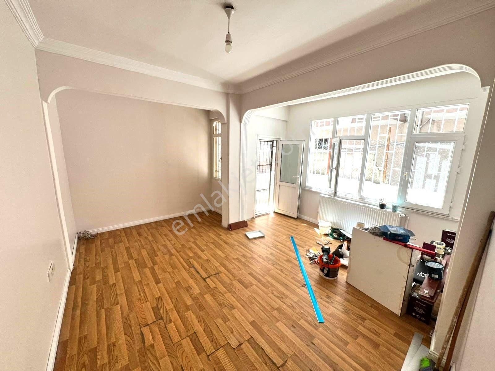 Seba'dan Beşyol Mh 2+1 95m2 Metrobüsün Dibi Temiz Kiralık Dairee