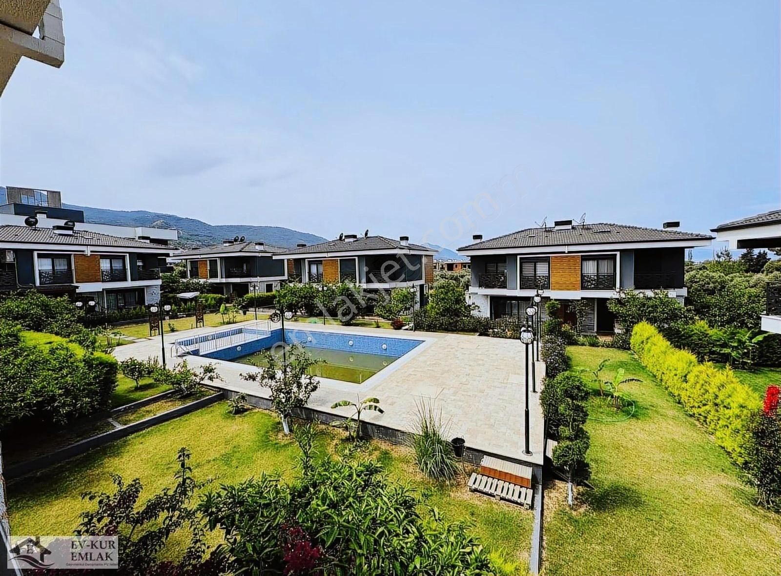 Ev-kur Emlaktan Havuzlu Özel Otoparklı Full Eşyalı 3+1 Villa