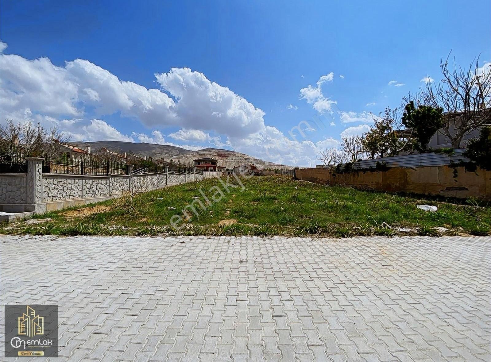 Cm Emlak Gümüşler Yeni Mah. Mükemmel Konum 634 M2 Arsa