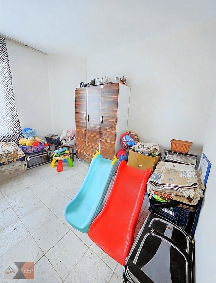 Mezitli Bakalık Caddesinde Satılık Daire