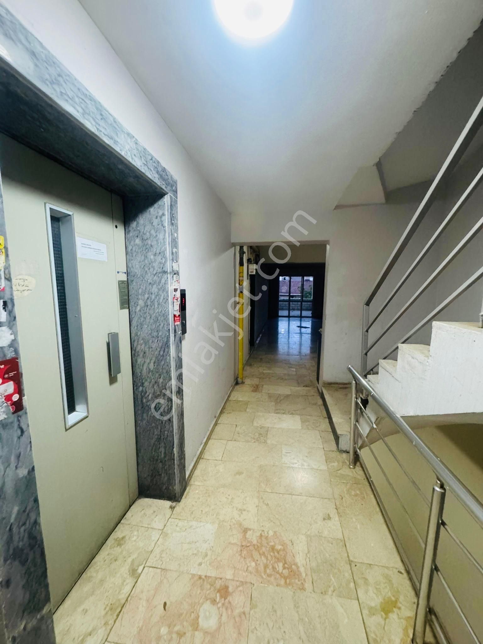 Yalçın Emlak'tan 2+1 Kiracılı / Full Kredili Satılık Daire - Görsel 3