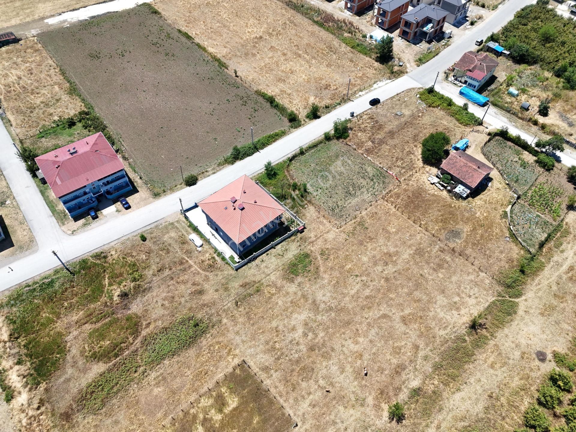 Epa Uğur'dan Acil Arapçiftliği Mahalesin'de 644 M² Satılk Arsa