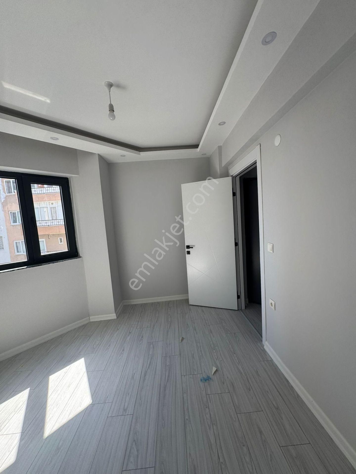 Çanakkale Merkez Troya Caddesinde Fırsat 2+1 Satılık Daire - Görsel 5