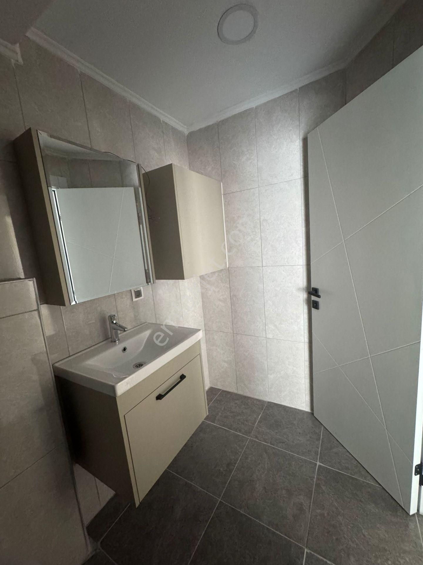 Çanakkale Merkez Troya Caddesinde Fırsat 2+1 Satılık Daire - Görsel 16