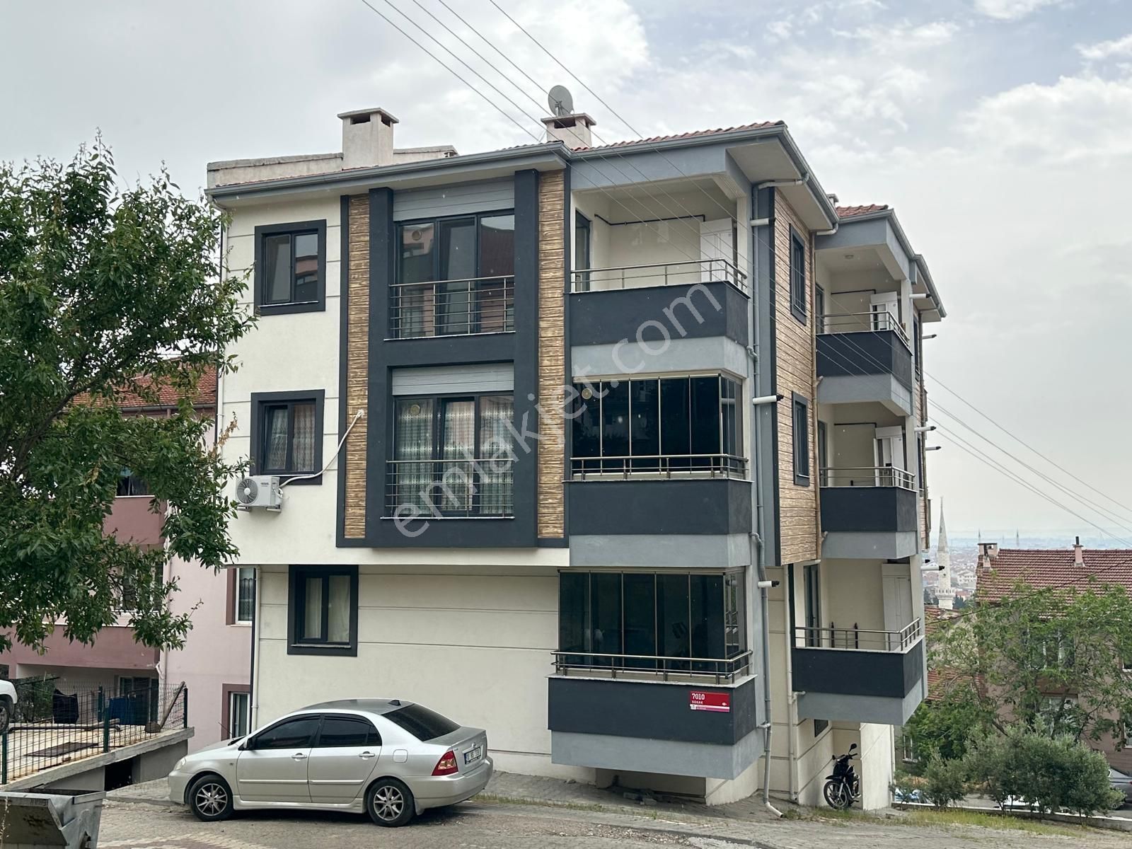 Balıkesir Kiralık Daire Safir Den Necati Eğitim Fakültesi Yak.1+1 40 M2 Yüksek Giriş Daire