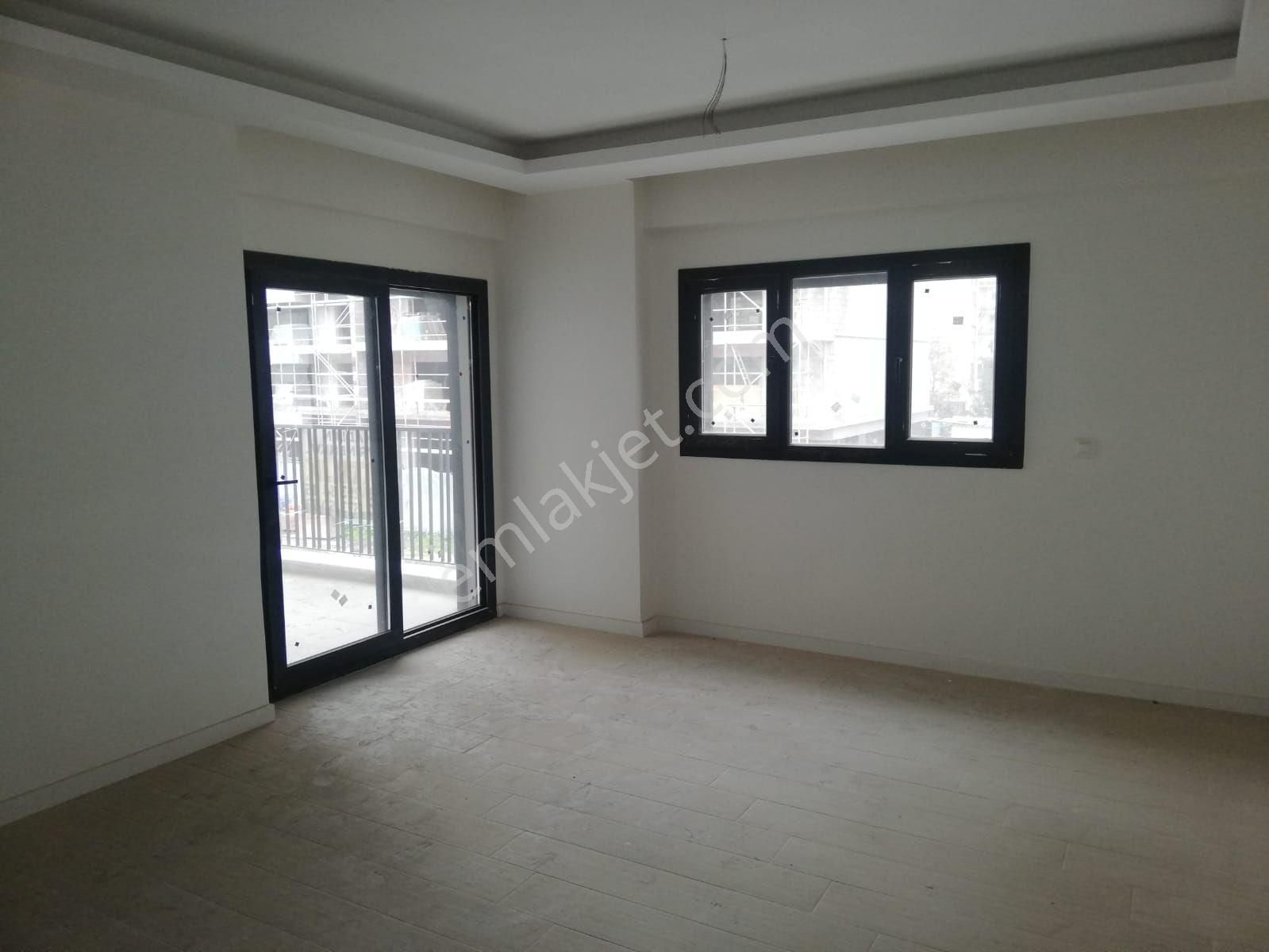 Özkanlarda 0 Yeni 120m2 8.300.000 E Düştü Çok Mevkii Yerde