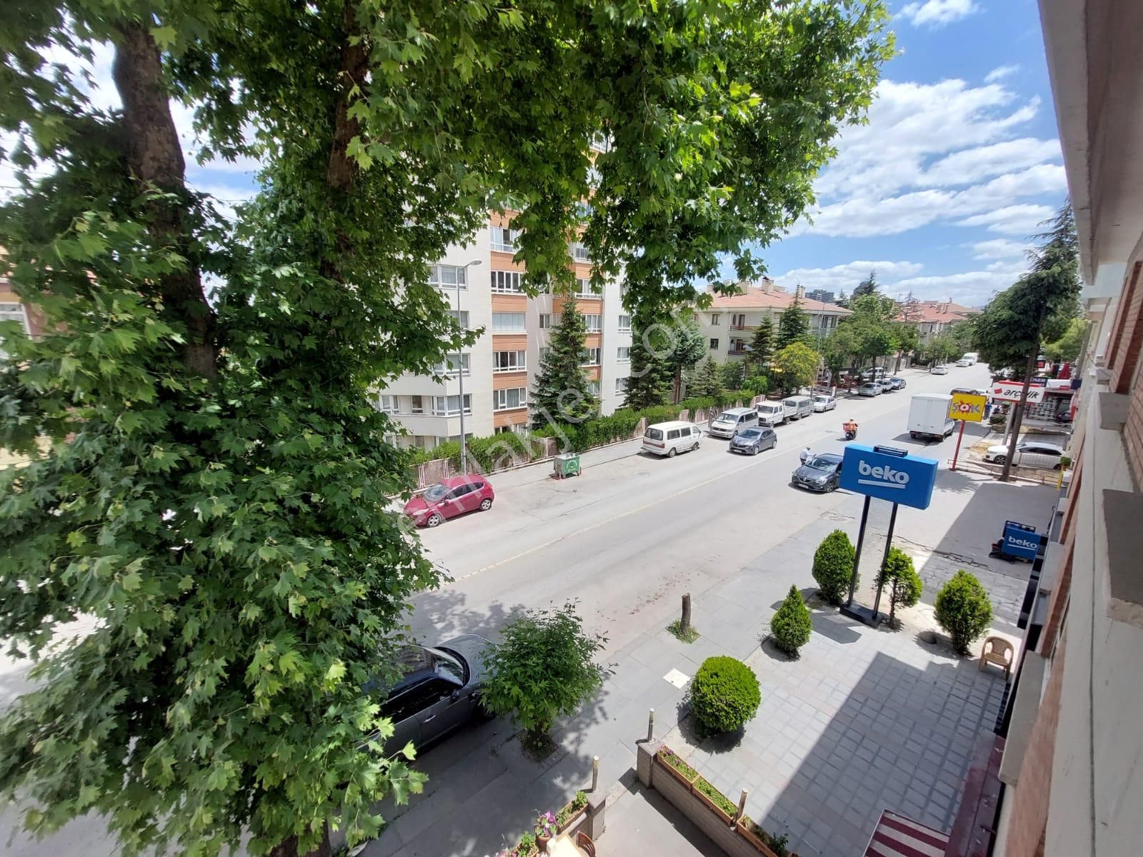 Göraldan İlker 1. Cad Üzeri Merkeze Süperlüx 3+1+2 Banyo Ön Cephe
