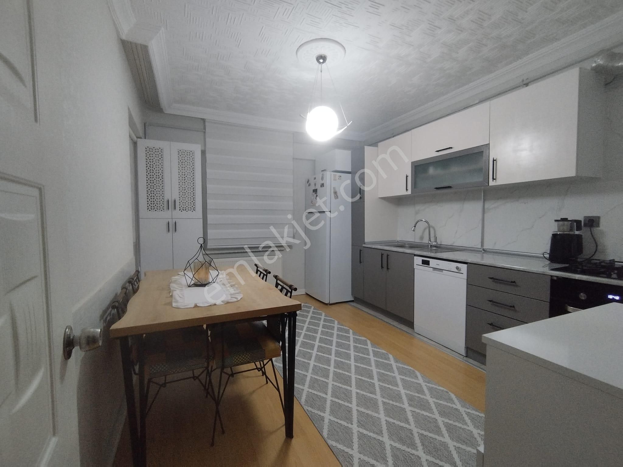 Etimesgut Süvari Mhde 3+1 Lüks Site İçi Yapılı Daire