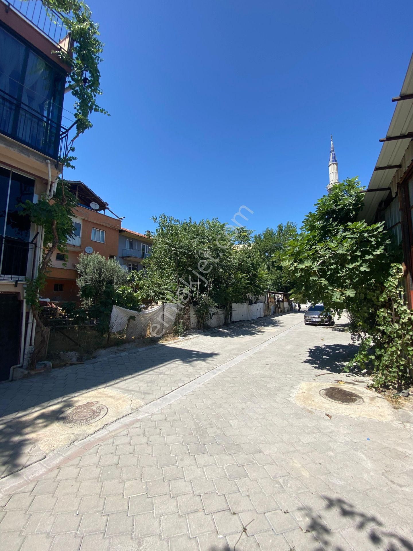3 Kat Konut İmarlı Satılık Arsa Bölgenin En Uygunu