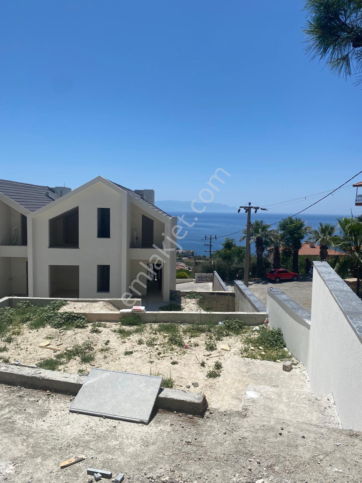 Kuşadası Kadınlar Denizi'nde 4+1 Bahçe Dubleks Daire - Görsel 3