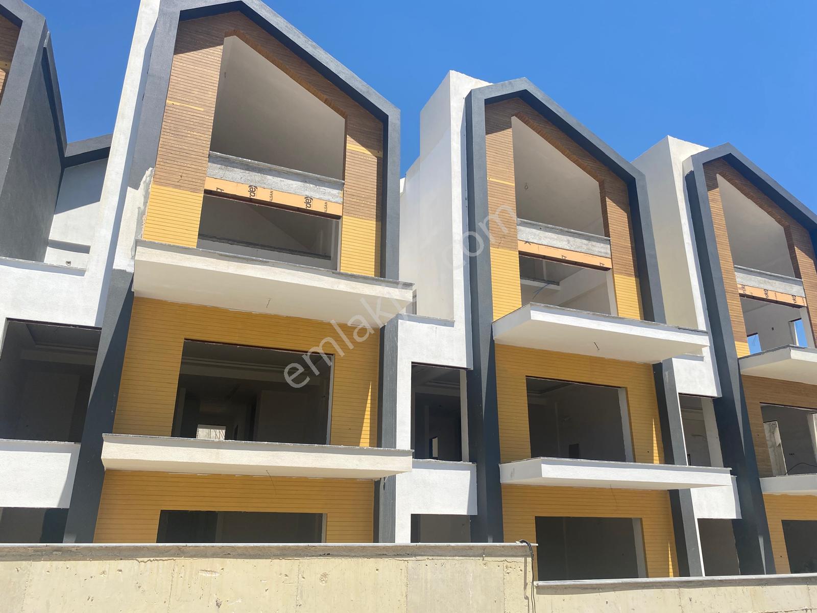 Kuşadası Kadınlar Denizi'nde 4+1 Bahçe Dubleks Daire - Görsel 4