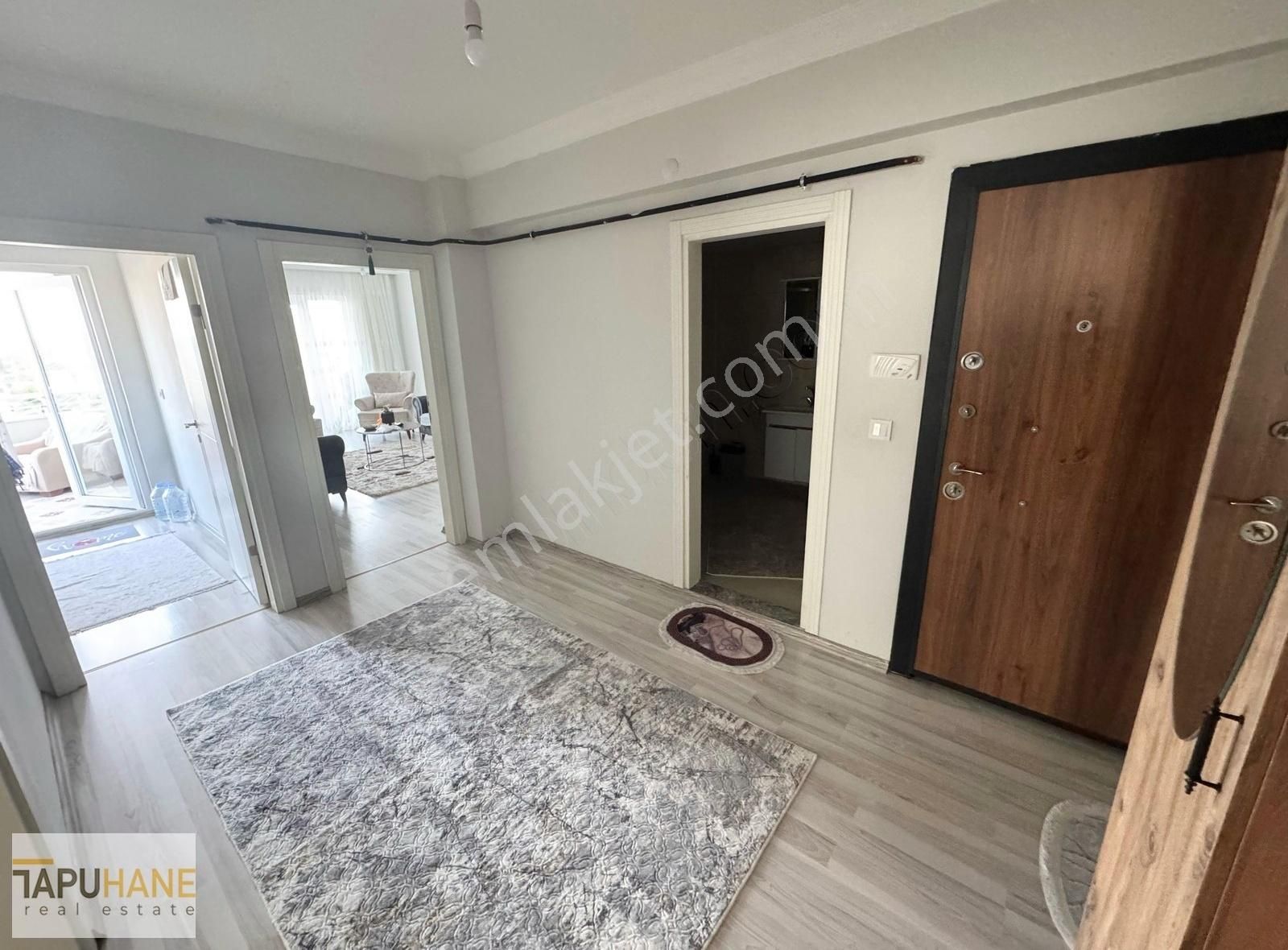 Tapuhaneden Yeni Mahallede 2 + 1 Satılık Daire !!