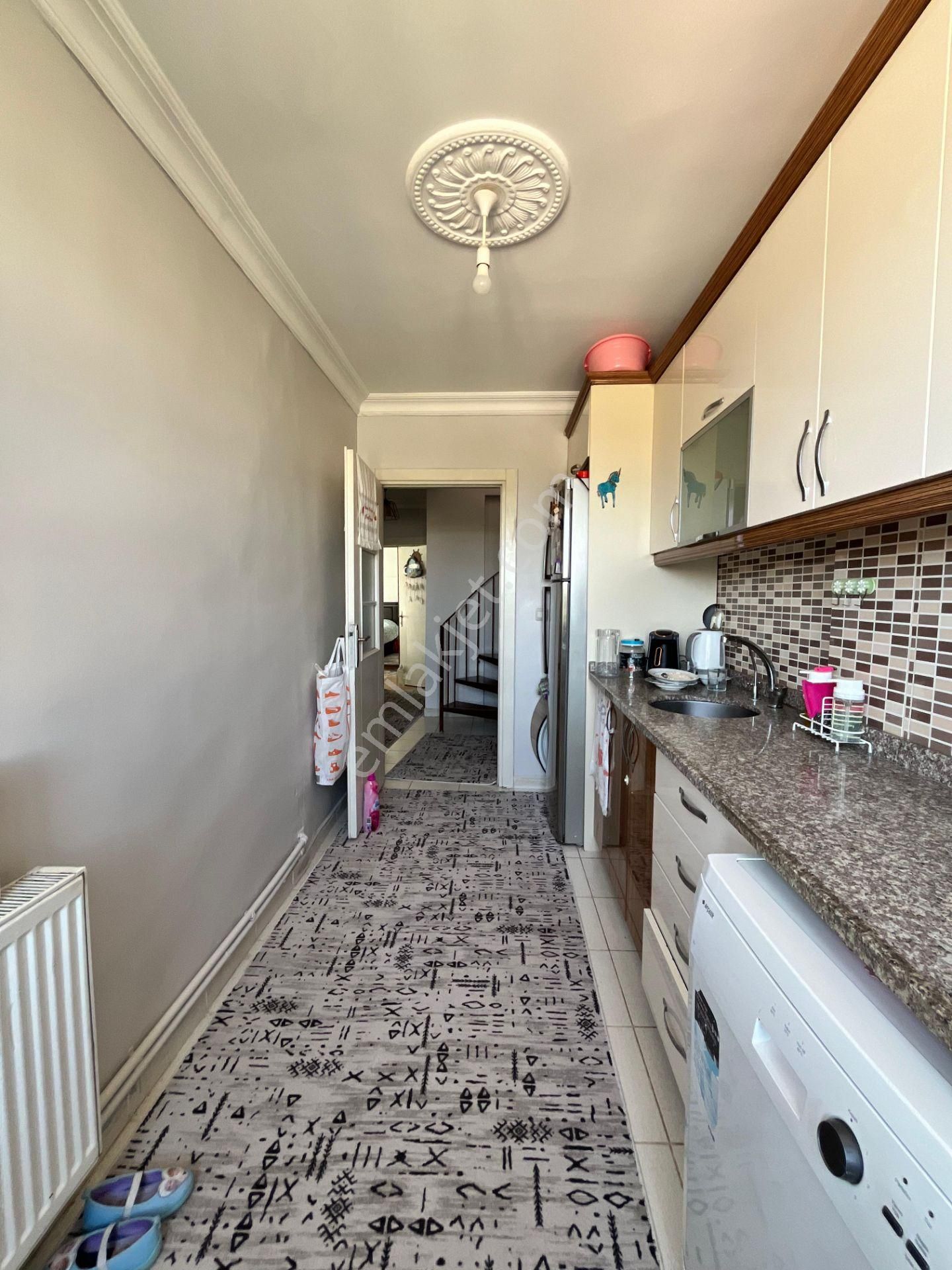 Samandırada Krediye Uygun 2+1 İskanlı Ve Kombili 120m²üstdubleks