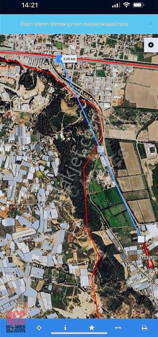 Çalkaya Da Alanya Ana Yoluna Yakın Depolu Tarla
