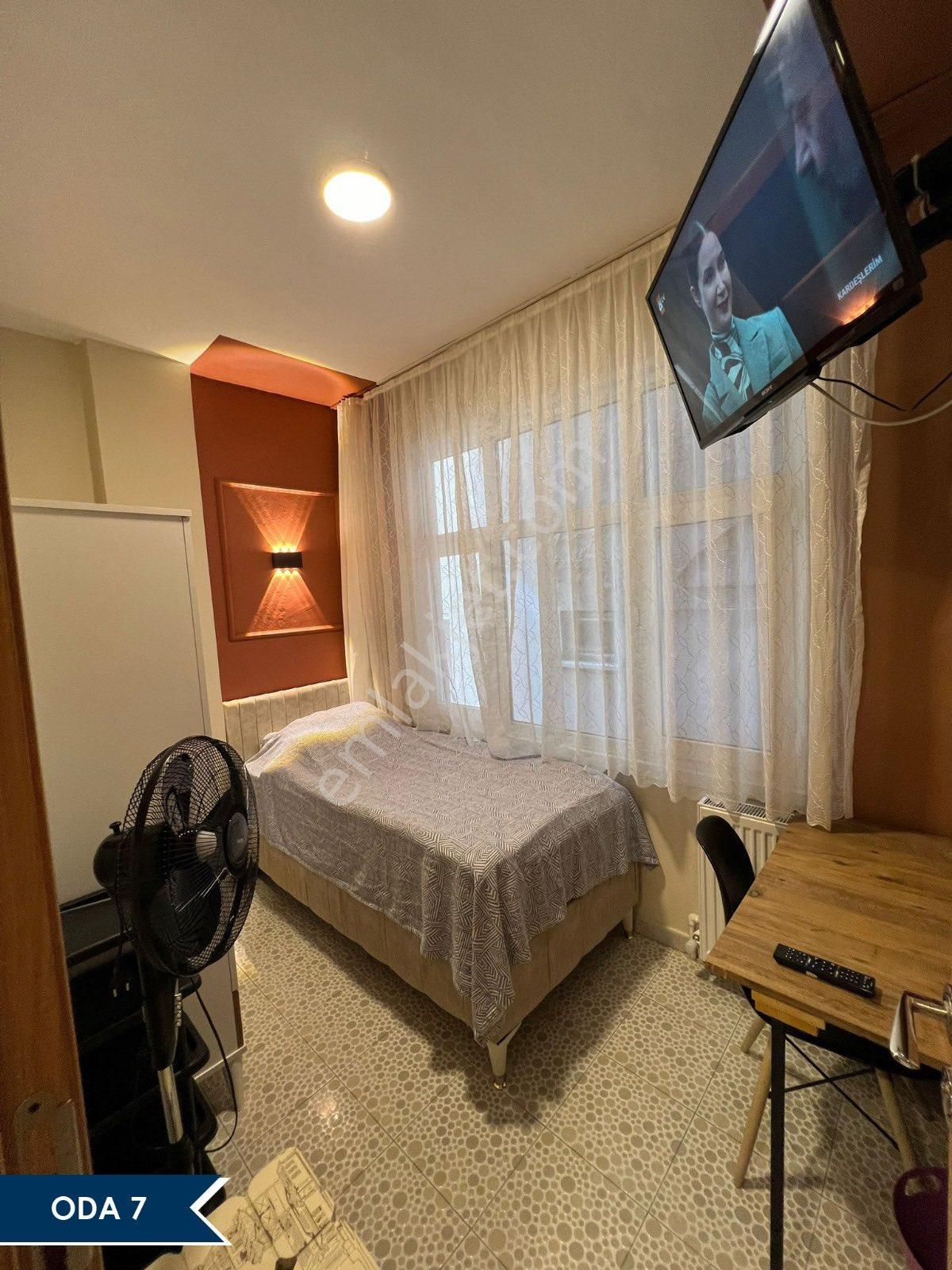 Erkek Bekar Öğrenciye Ve Çalışana Uygun Kiralık Tek Kişilik Odalar