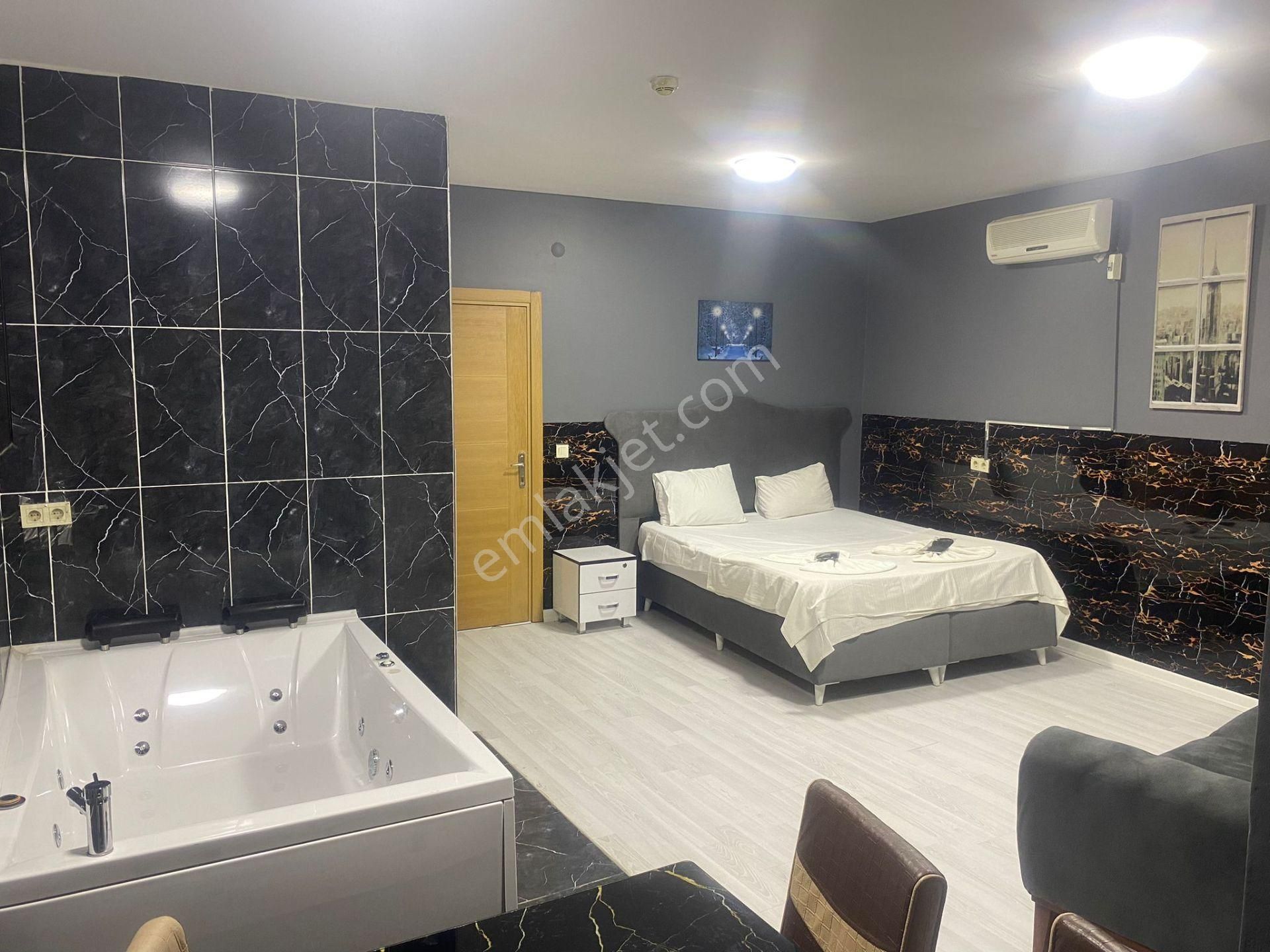 Kağıthane Merkez Mahallesi 1+1klimalı Jakuzili Daireler