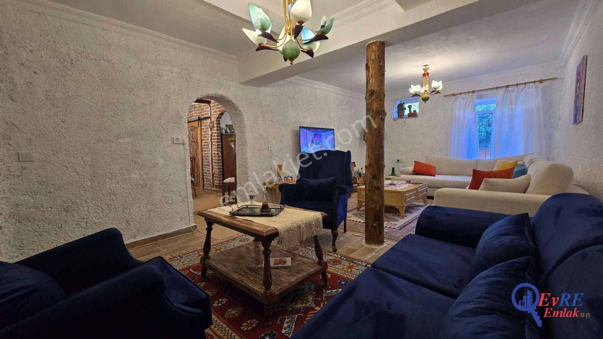 Evre Emlaktan Pelitköyde Benzersiz Müstakil Ev Geniş Bahçeli - Görsel 14