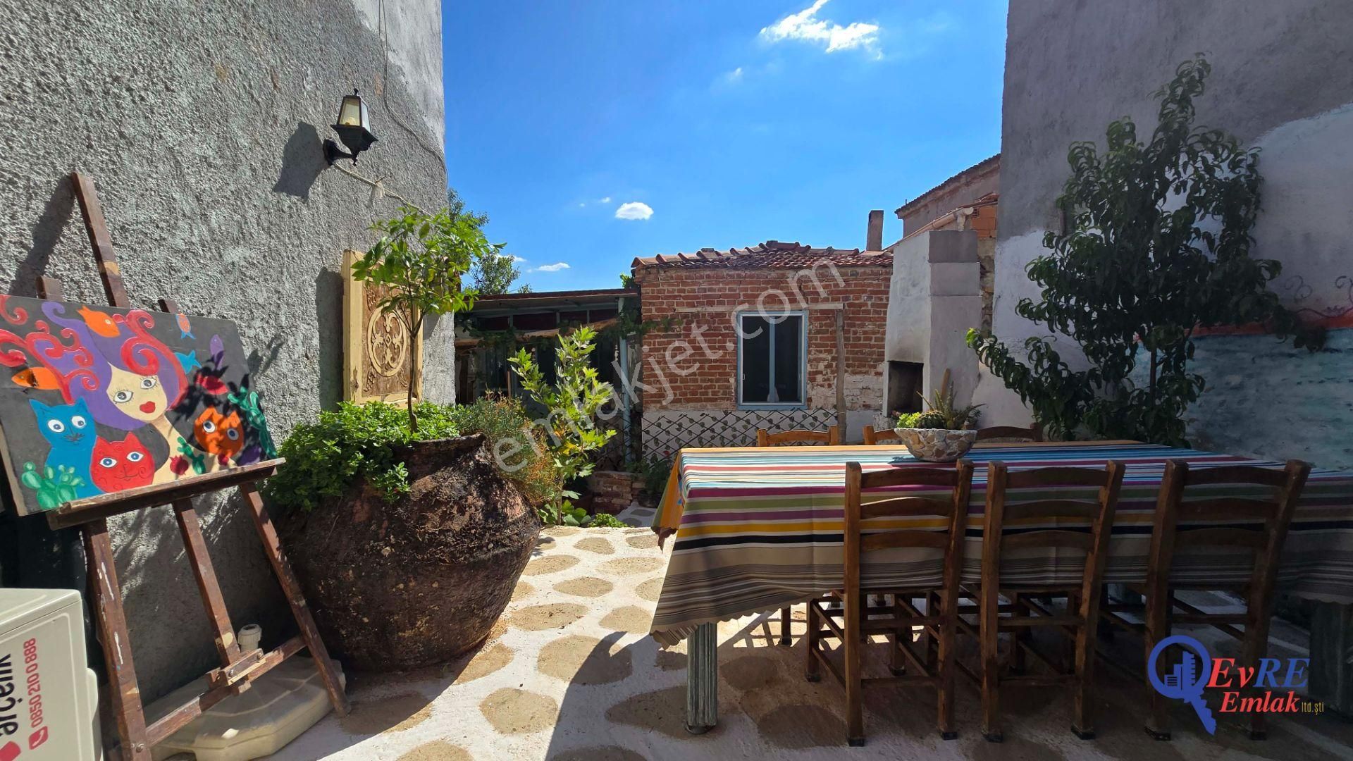 Evre Emlaktan Pelitköyde Benzersiz Müstakil Ev Geniş Bahçeli - Görsel 23