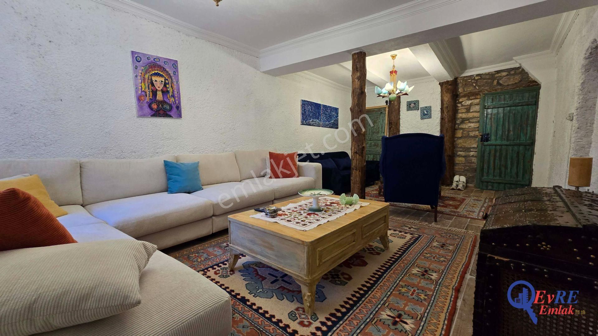 Evre Emlaktan Pelitköyde Benzersiz Müstakil Ev Geniş Bahçeli - Görsel 24