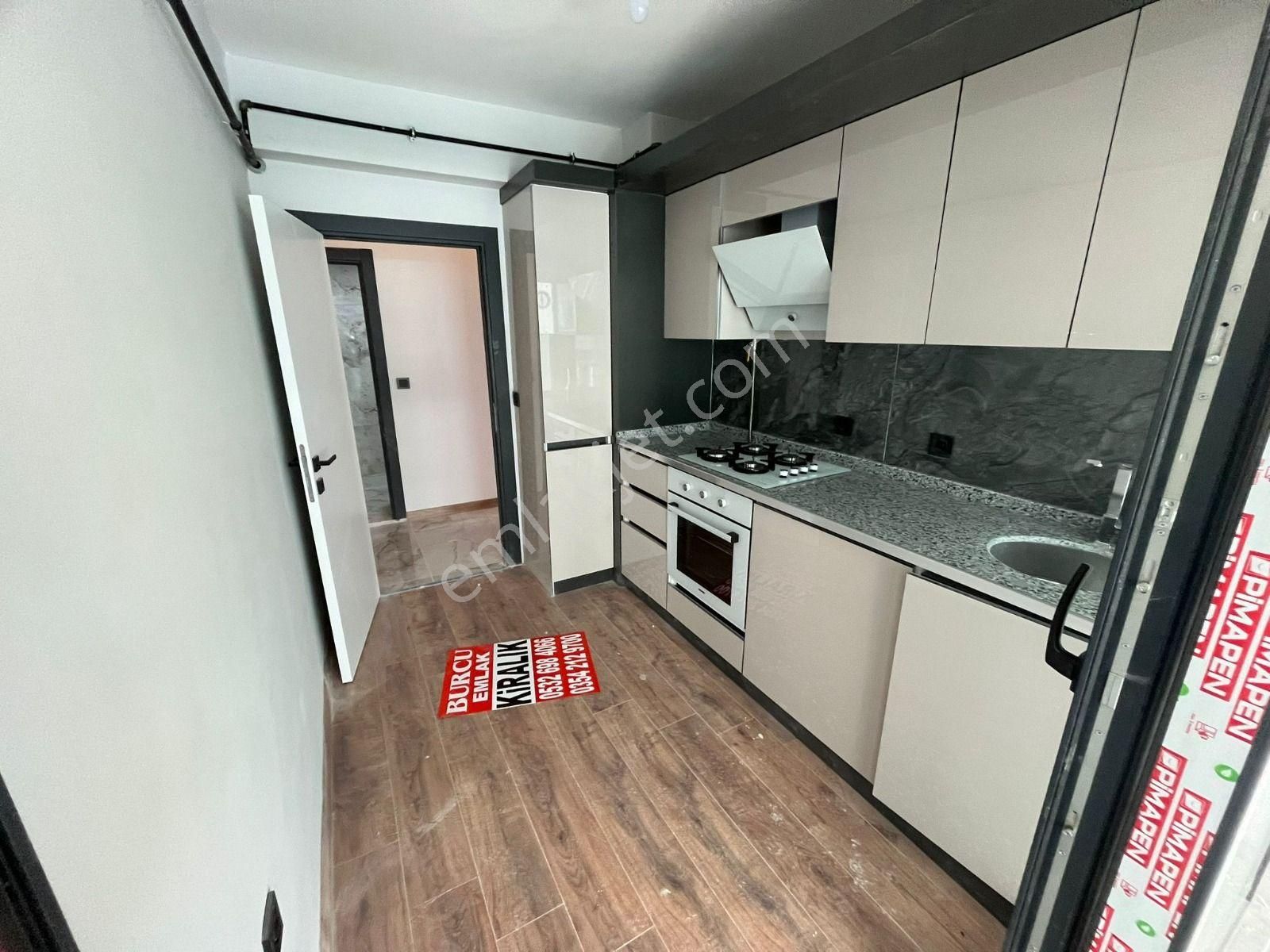 Üniversite Yolunda 3+0 Full Yapılı Satılık Daire *** Burcu Emlak