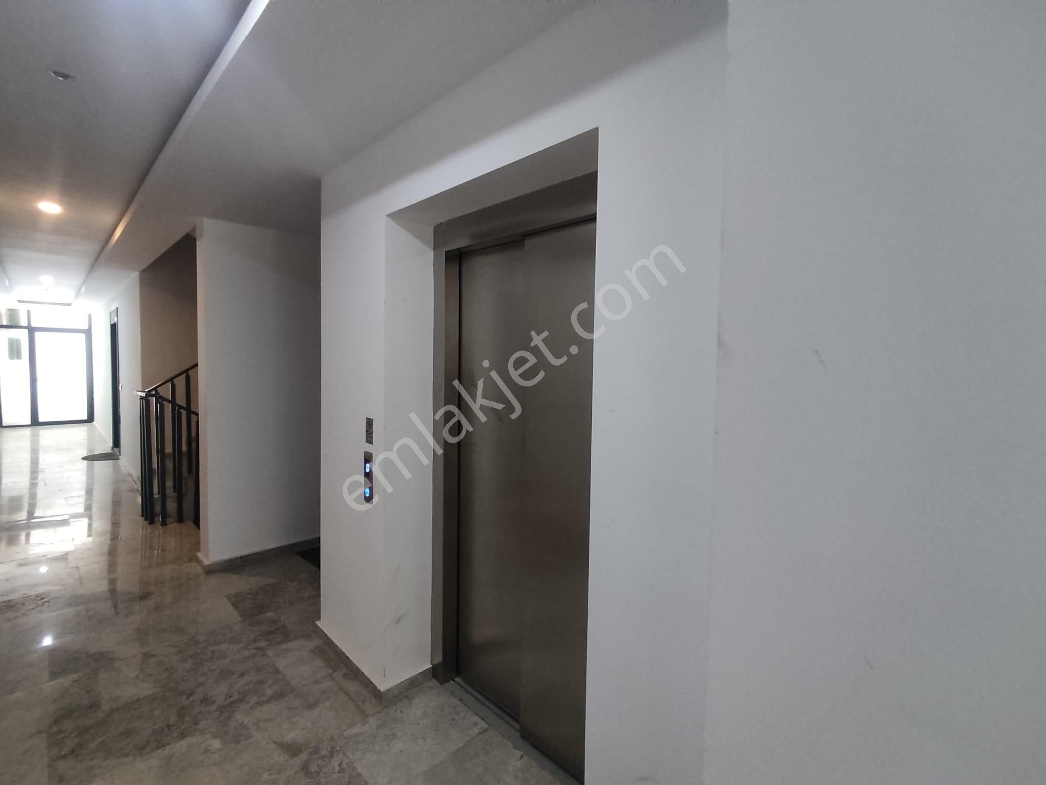 Antalya Aksu Altıntaş'ta Havuzlu Lüks Site İçi Full Eşyalı 1+1 Satılık Daire... - Görsel 11