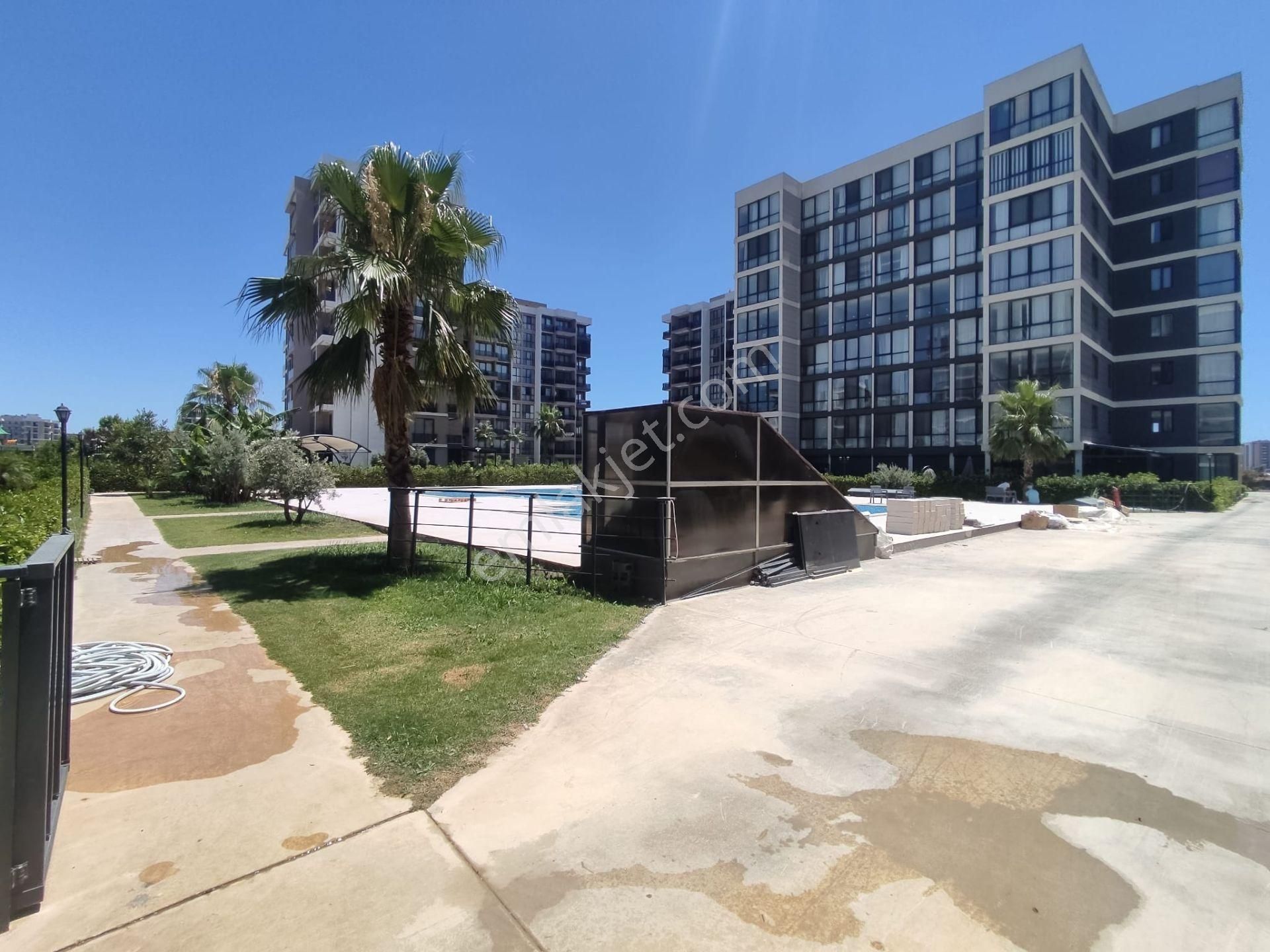 Antalya Aksu Altıntaş'ta Havuzlu Lüks Site İçi Full Eşyalı 1+1 Satılık Daire... - Görsel 3