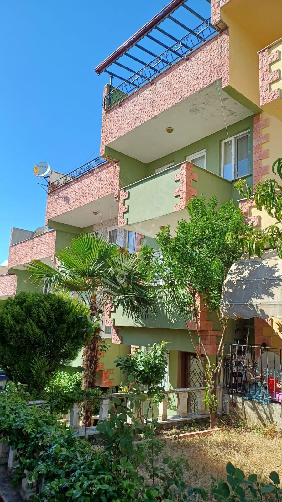 Ereğli Güncel Emlak Uzunmehmet Mah.fourleks Villa Satıyor