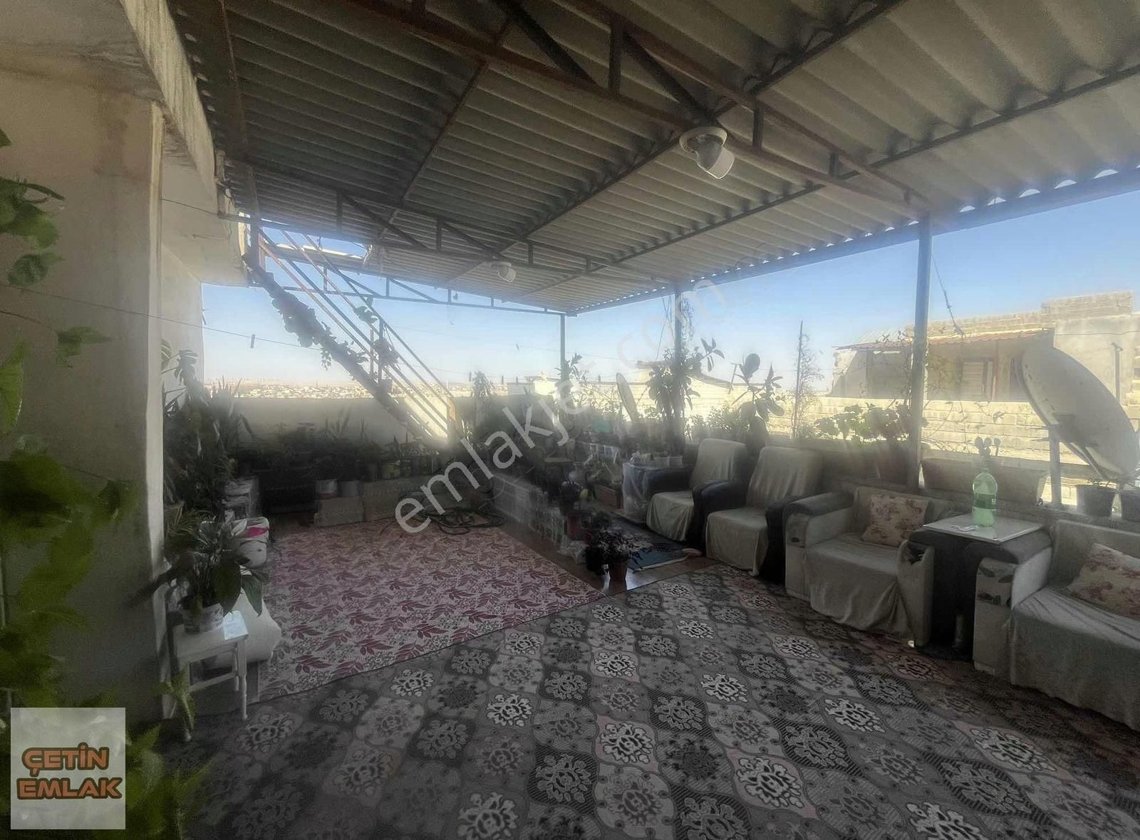 Full Manzaralı Merkezi Konumda Geniş Teraslı Ve Garajlı Bina - Görsel 13