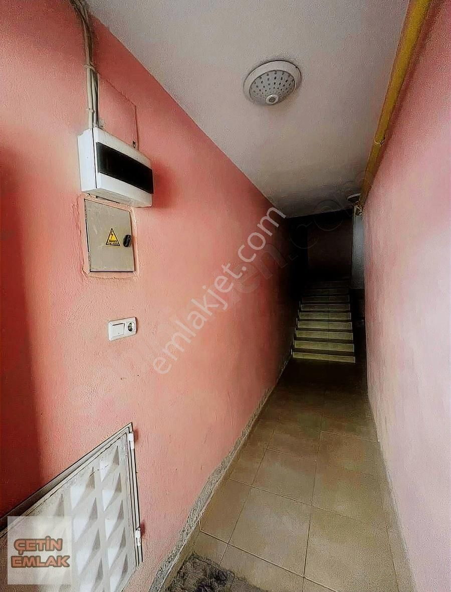 Full Manzaralı Merkezi Konumda Geniş Teraslı Ve Garajlı Bina - Görsel 15