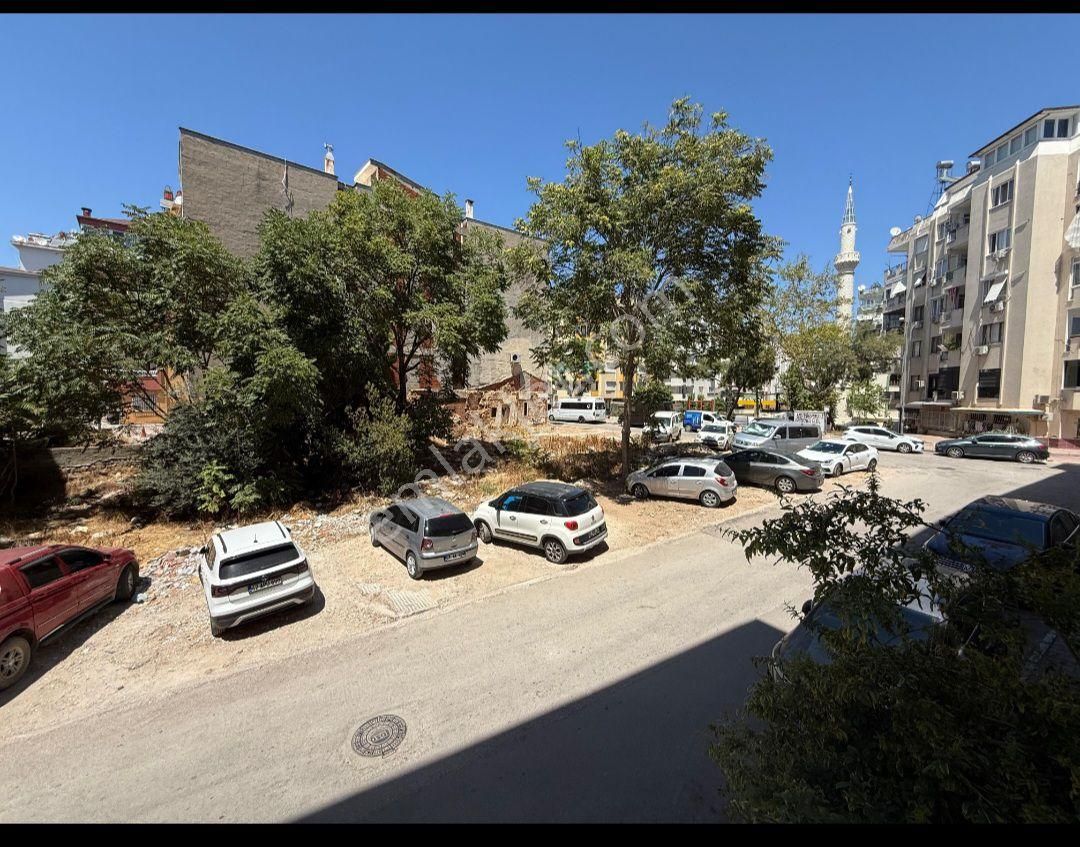 Antalya Muratpaşa Sinan Mah Sağlık Ocağı Yakını Merkezin Noktası Yatırımlık