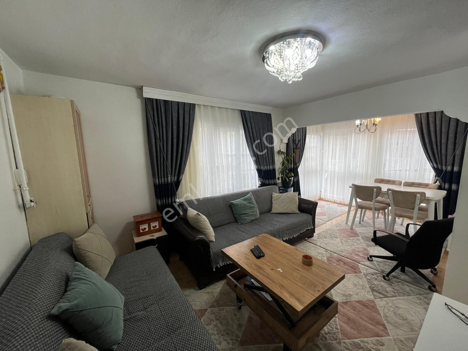 Büyükçekmece Kumburgaz'da Deniz Manzaralı 2+1 Daire