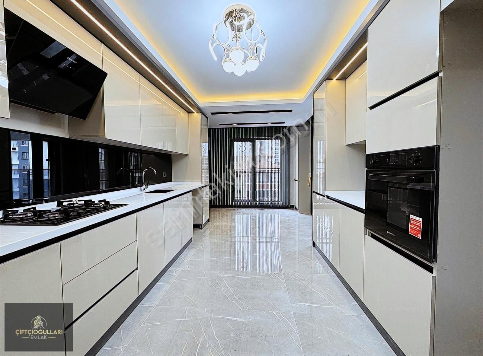 ▃çiftçioğullarından▃kapalı Otoparklı G.odalı Ultra Lüx 4+1 Daire