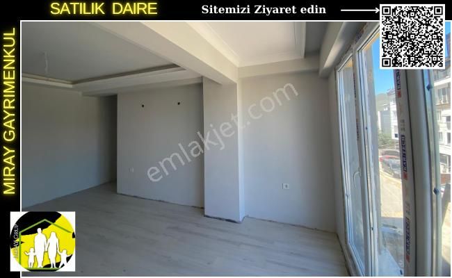 Mıray Gayrımenkulden-bandırma-600 Evler Mahallesi'nde- 2+1- Ön Cephe-satılık Daıre