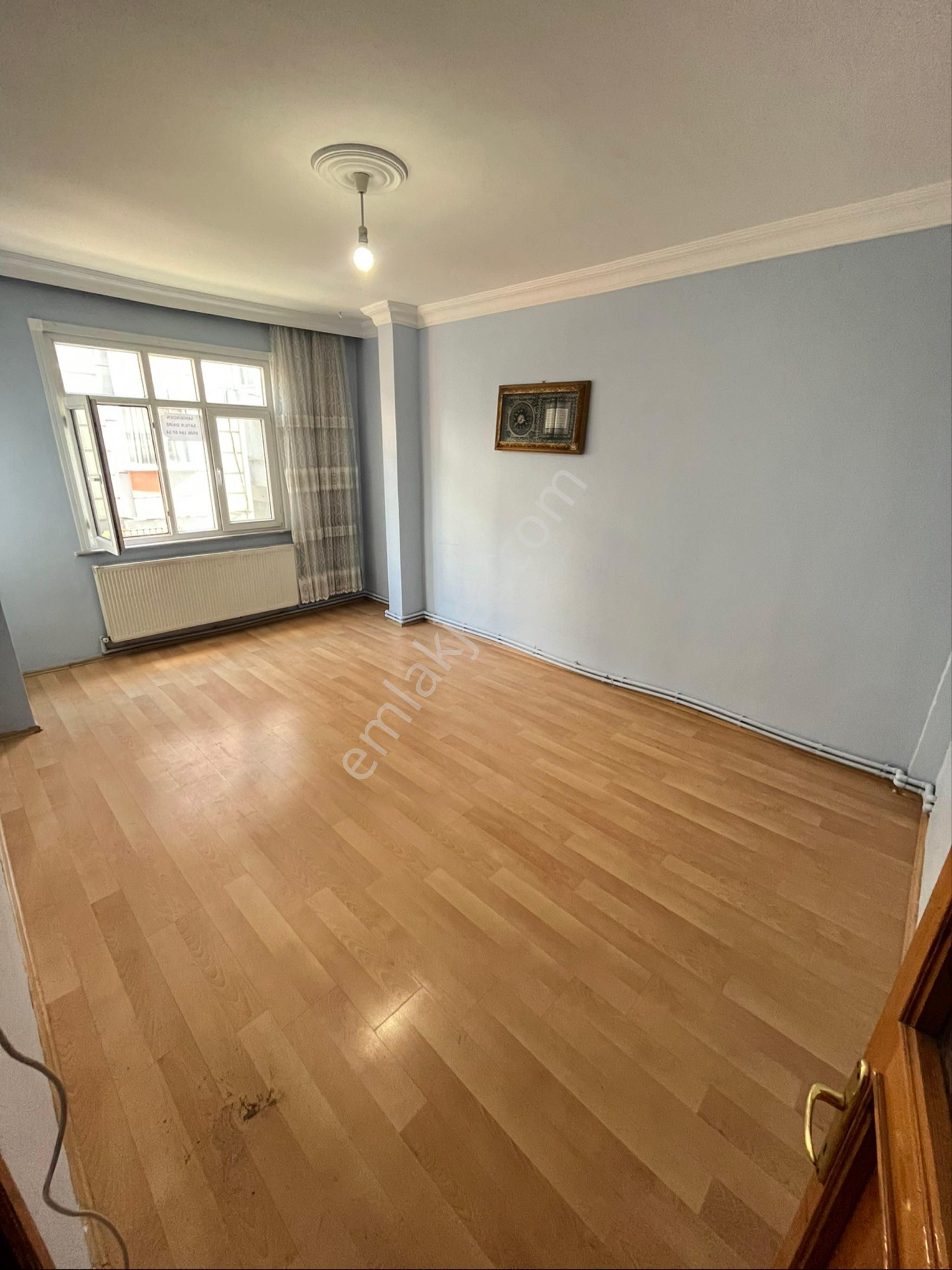 Demirkapı Mahallesinde Satılık 2+1 Geniş Daire