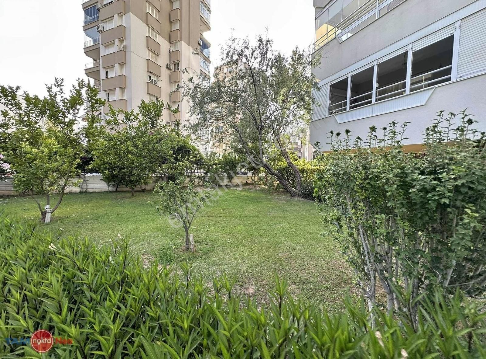 Çağlayan'da İyi Konumda, Havuzlu Sitede, Ara Kat Daire.