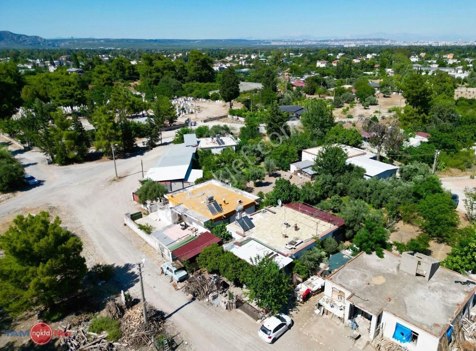 Konyaaltı Çakırlarda 664 M² Arsada Müstakil Yazlık Ev!
