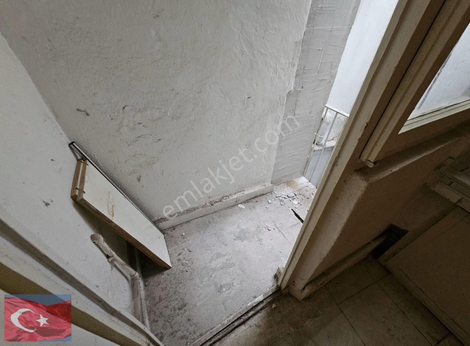 Kocamustafapaşa Merkezi Konum 2.ara Kat 1+1 60mk 3.000.000tl - Görsel 34