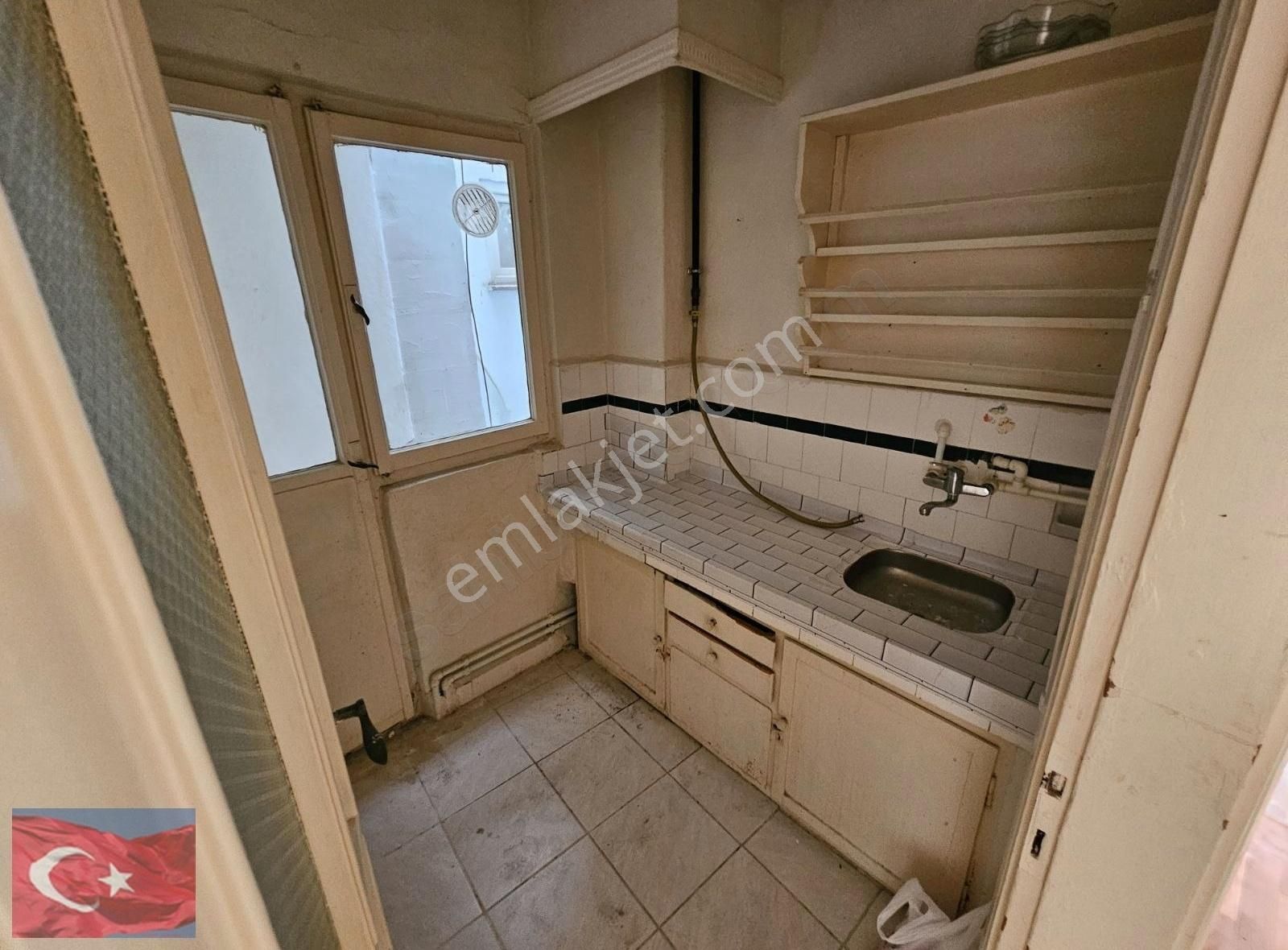 Kocamustafapaşa Merkezi Konum 2.ara Kat 1+1 60mk 3.000.000tl - Görsel 16