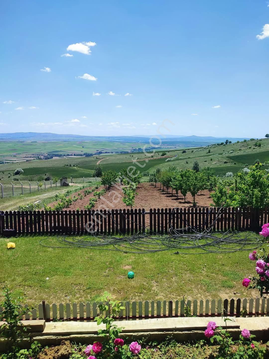 🇹🇷sorgun Bağlar Mevkiinde Satılık Bağ Evi