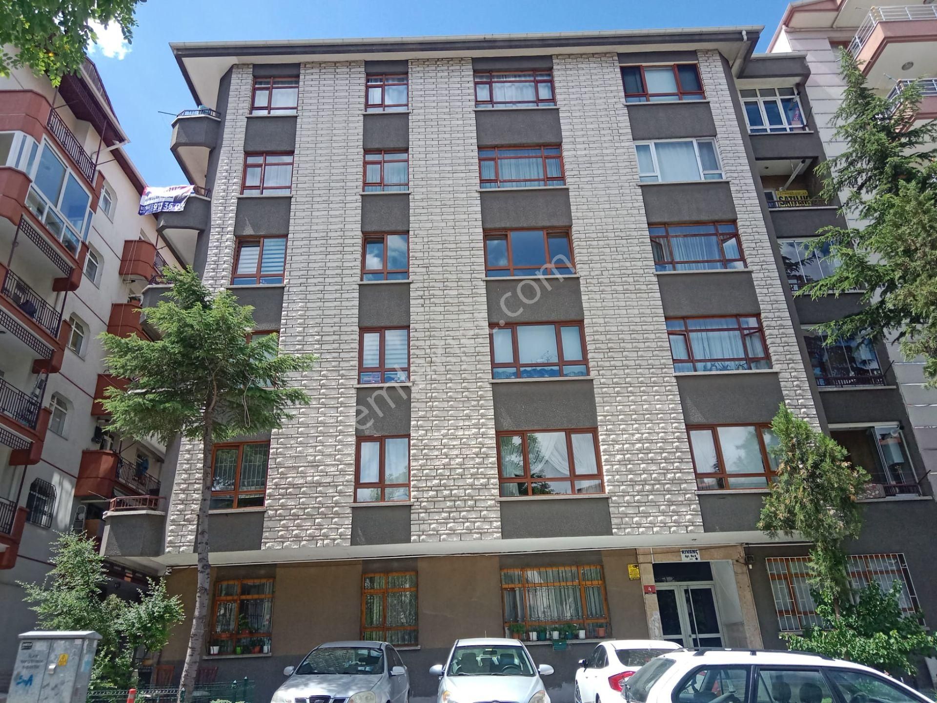 Dışkapı Metroya, Altındağ Kaymakamlıgı'na Yakın Bağımsız Salon Kiralık Daire