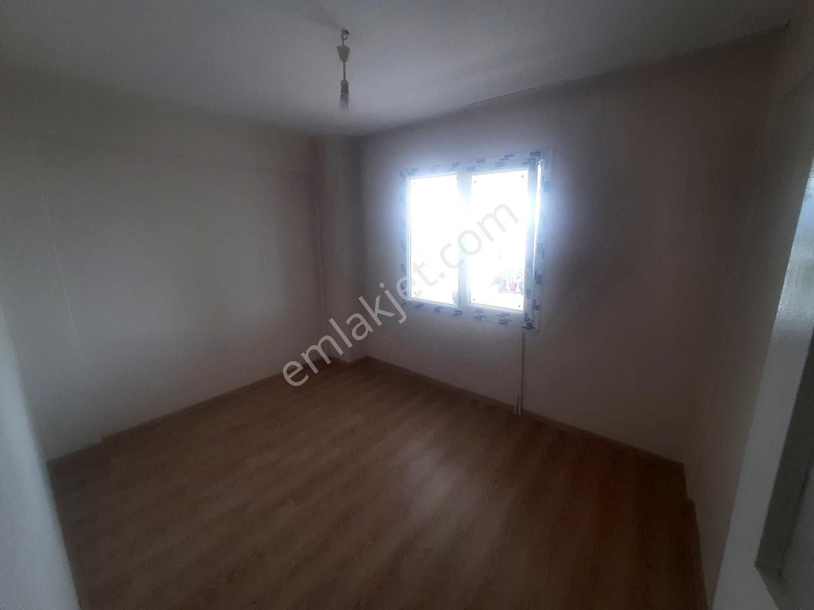 Bornova Atatürk Mah. 3+1 Manzaralı Kiralık Daire - Görsel 6