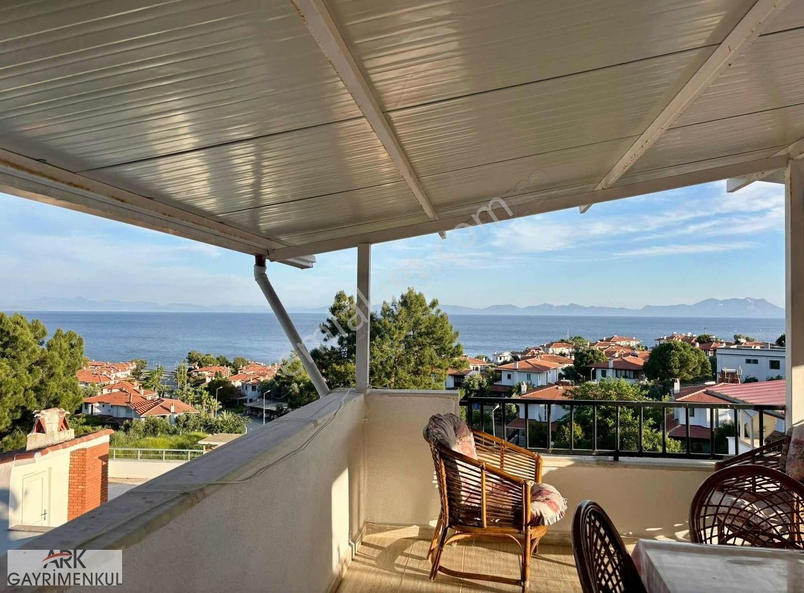 Ören'de Satılık Denize / Plaja 400 Metre Site İçerisinde Yazlık