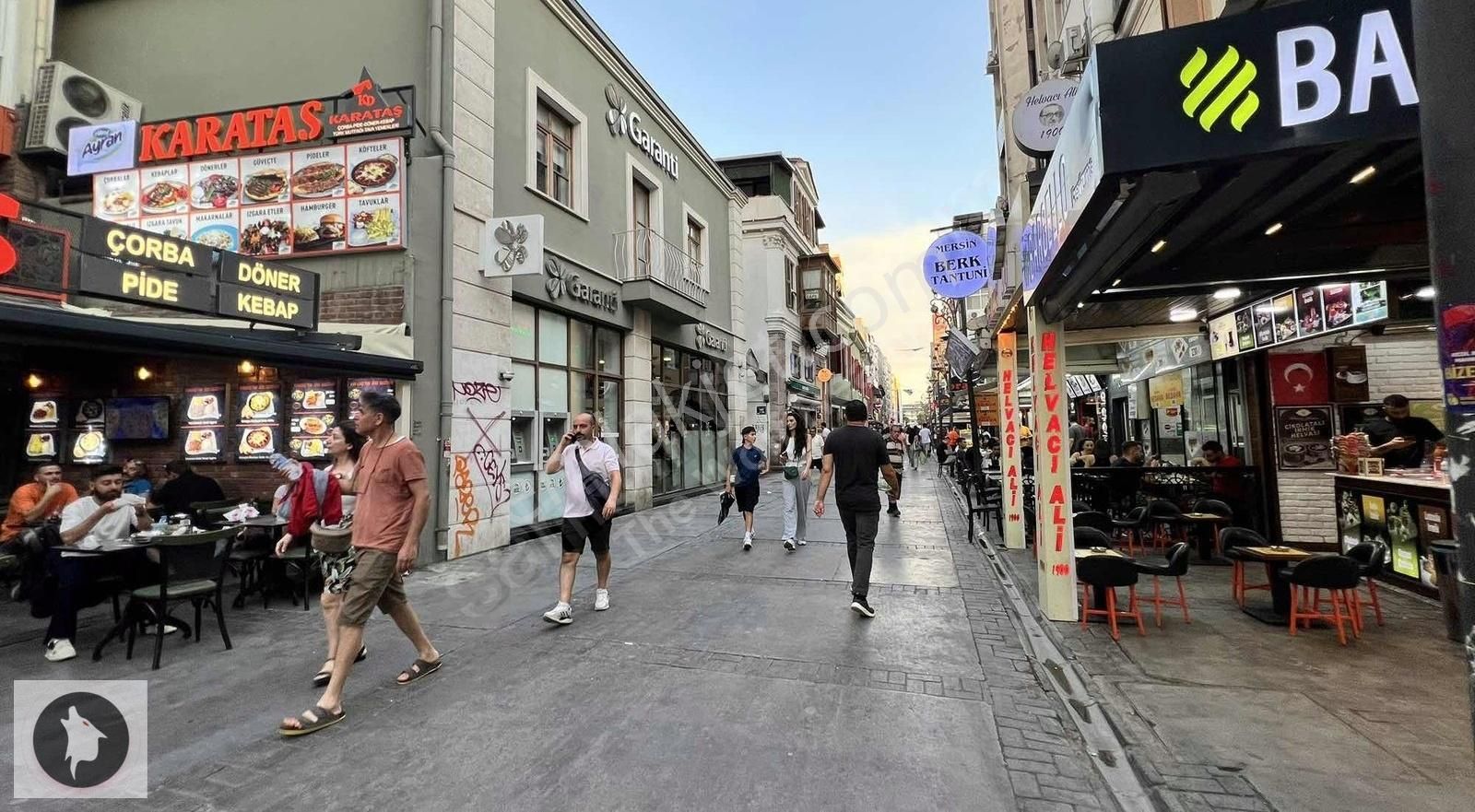 Konak Alsancak Muzaffer İzgü Sokağında Satılık Bina