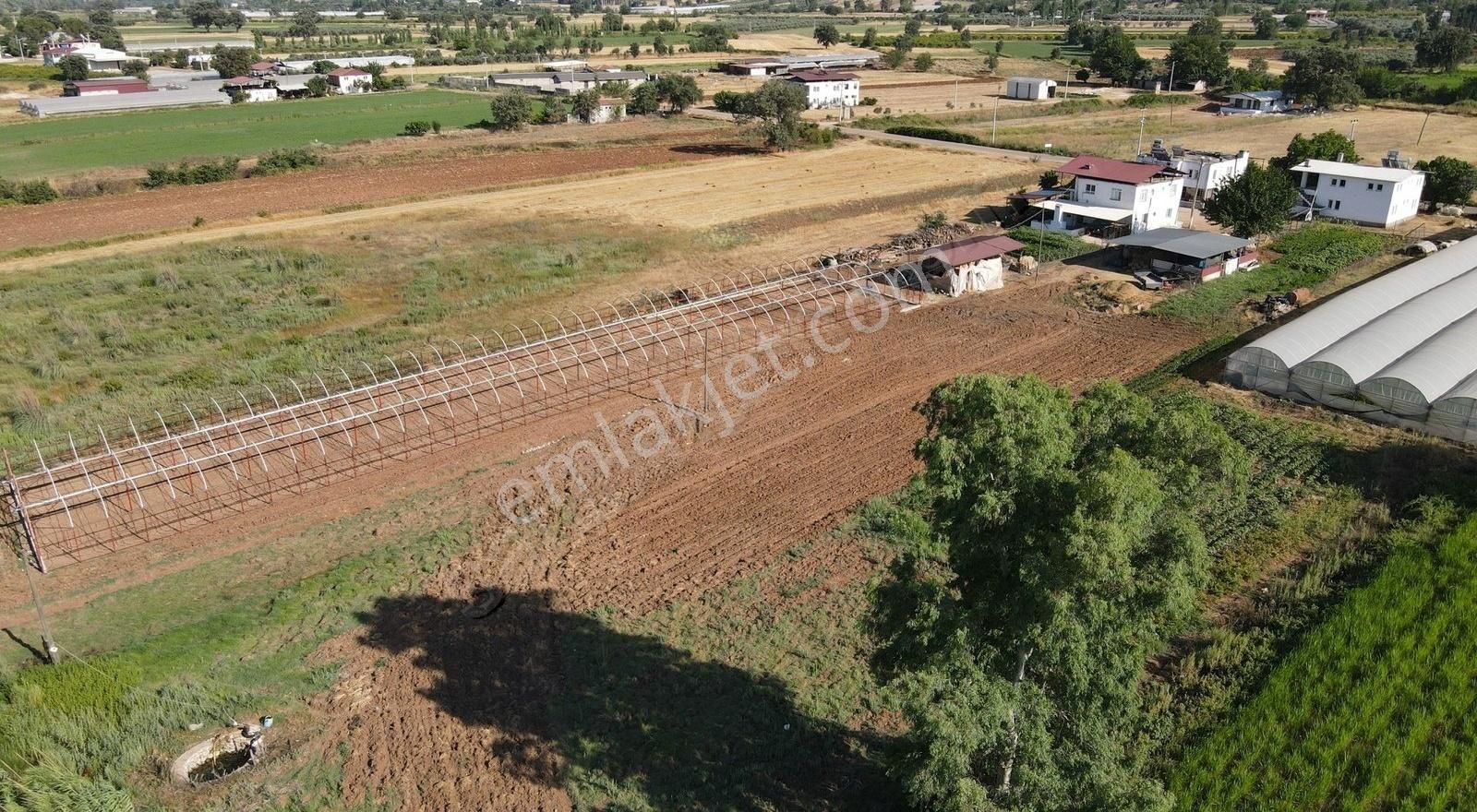 Kabaağaç'ta 3850 Mt2 Tarla
