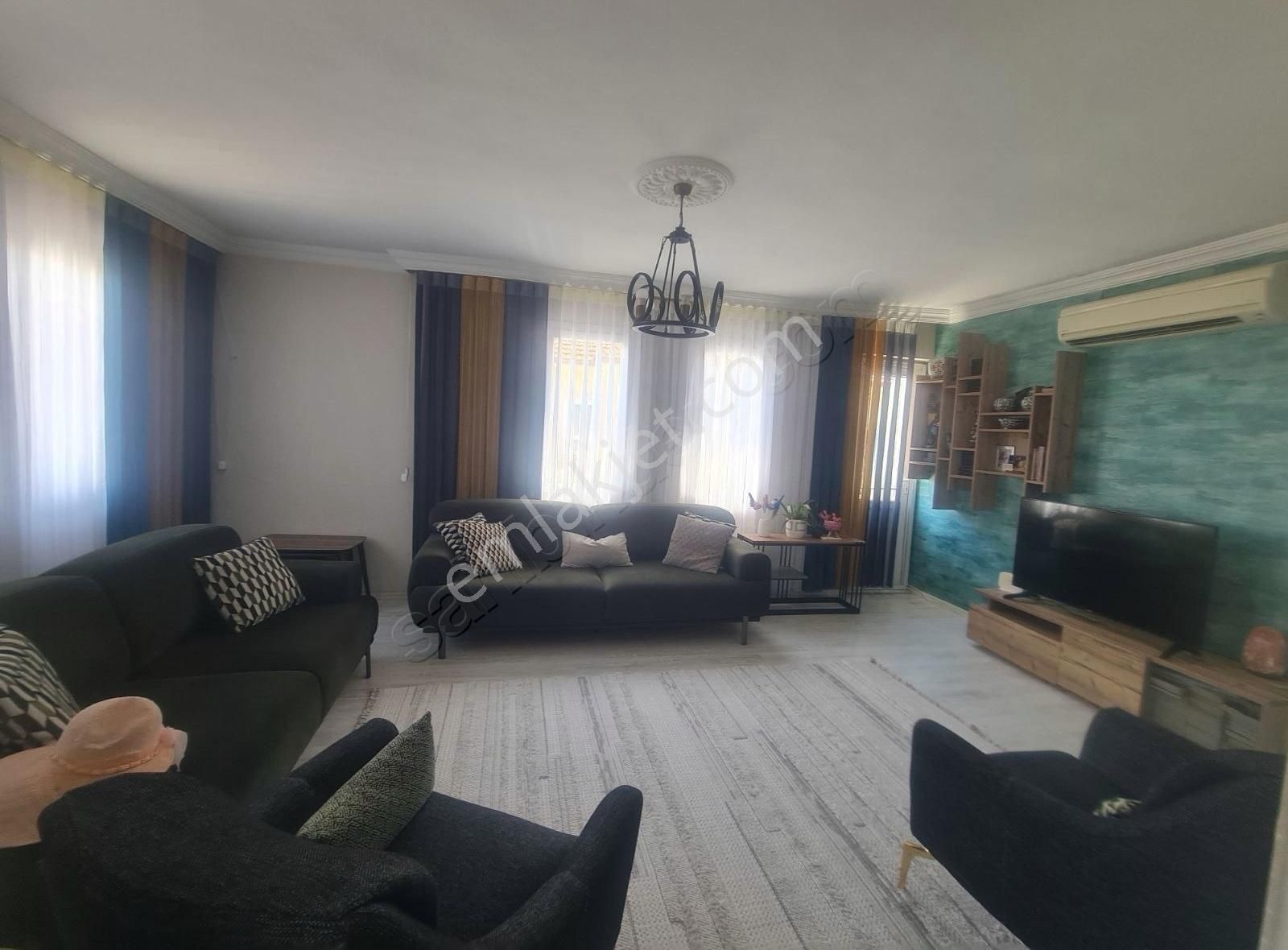 Tuzla Mah. 5+1 Satilik Daire ( Çok Geniş - Büyük Daire ) - Görsel 20