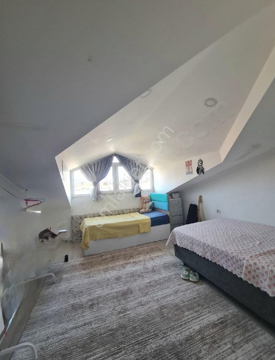 Tuzla Mah. 5+1 Satilik Daire ( Çok Geniş - Büyük Daire ) - Görsel 5