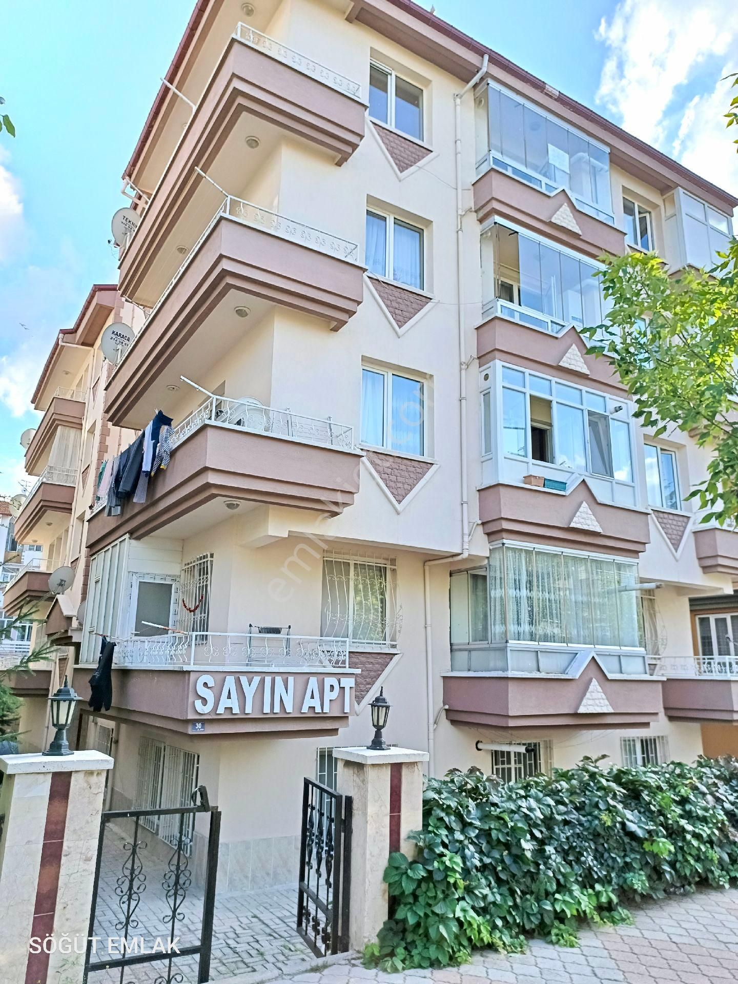 Söğüt Emlak'tan Afyon Cumhuriyet Mah Kiralık Daire