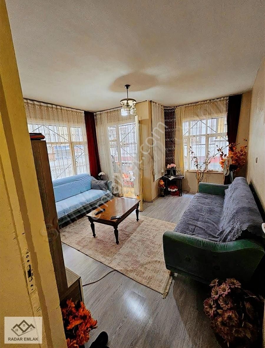 Karabağlar Vatan Mahallesinde 2+1 Satılık Daire - Görsel 6