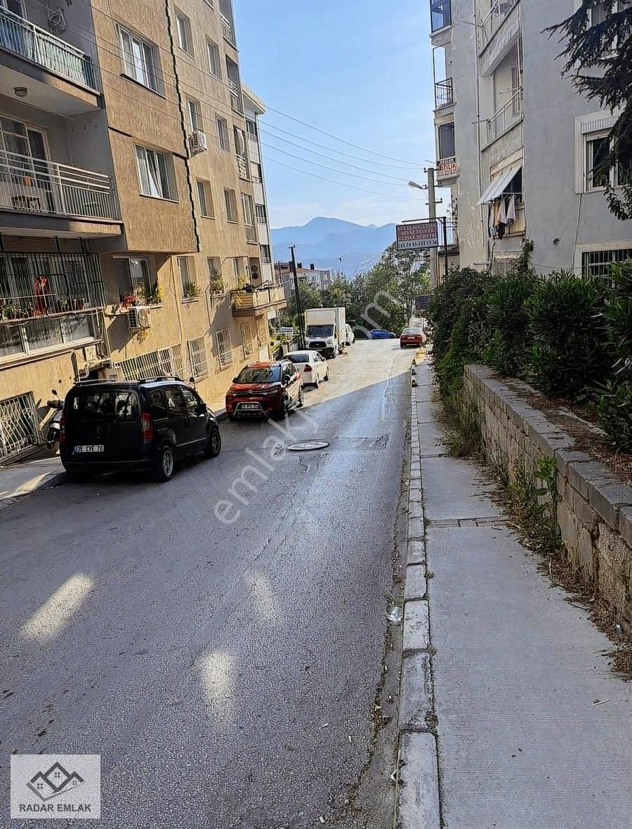 Karabağlar Tahsinyazıcı Mahallesinde 2+1 Satılık Daire - Görsel 2